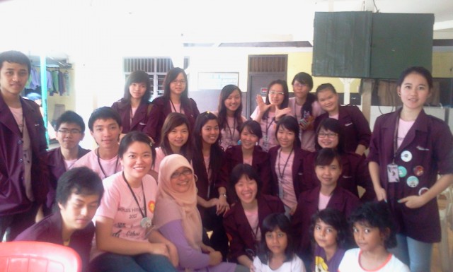 20/05/12 HIMANDA慈善之旅“爱人如己”——参访Putra Nusa孤儿院