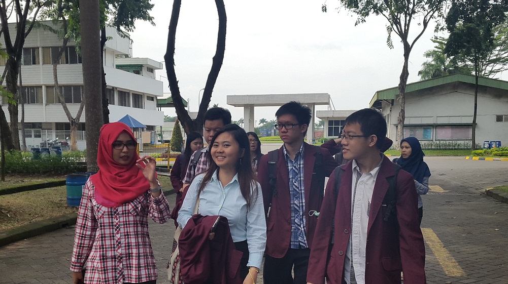 Kunjungan Mahasiswa Sastra China BINUS ke PT. Nikomas Gemilang-2
