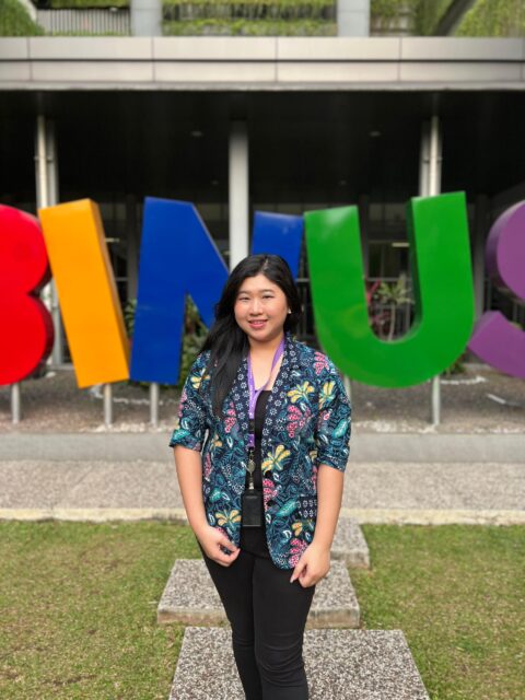 Juniana, S.S., MTCSOL